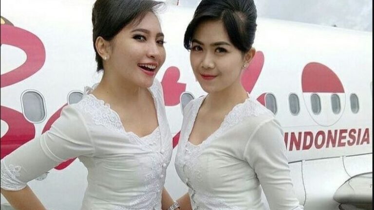 Kiat Khusus untuk Anda yang Baru Bertugas Sebagai Pramugari